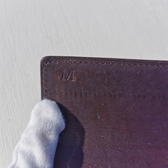 Louis Vuitton Vernis Wallet - Picture 16 of 16
